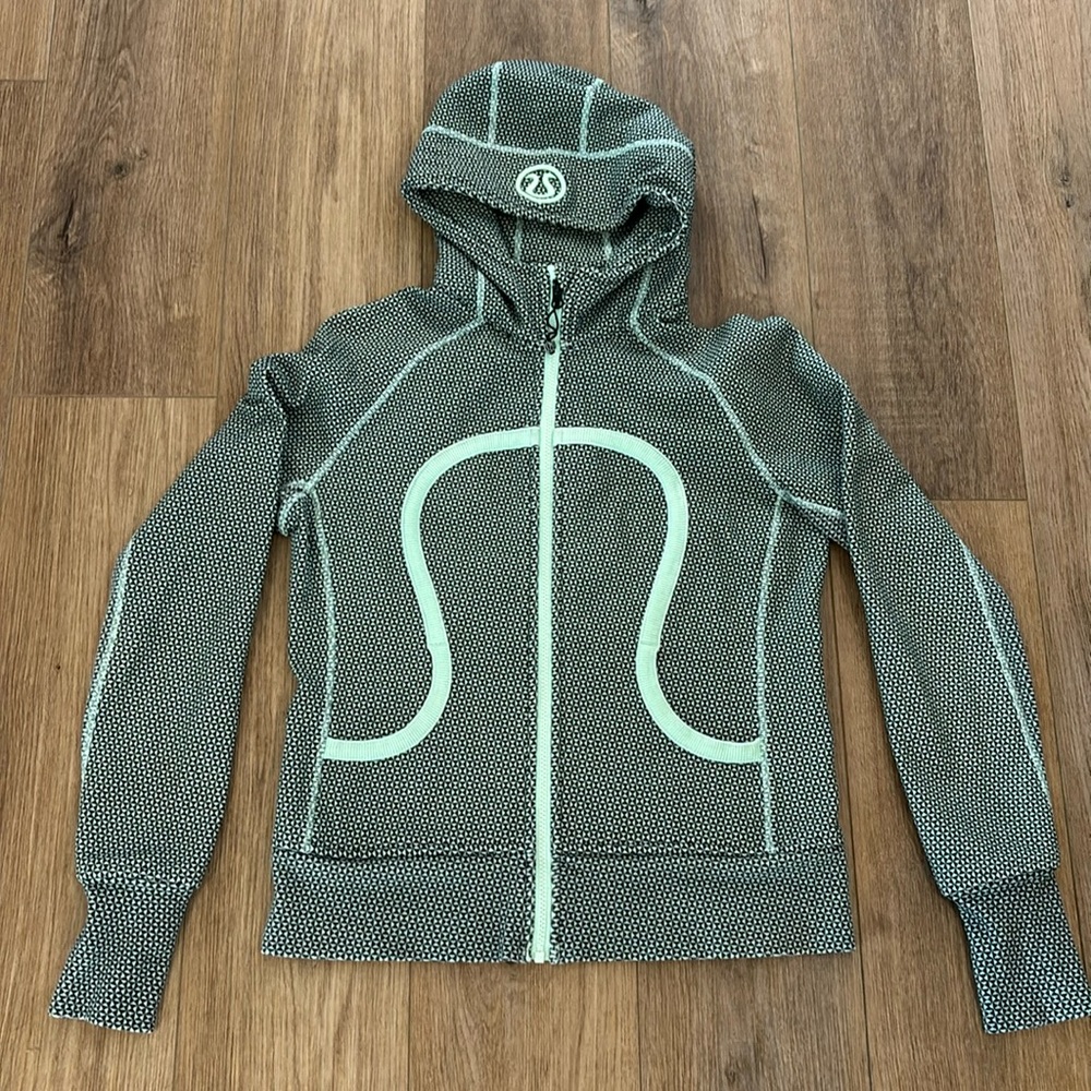 Lululemon Scuba zip up